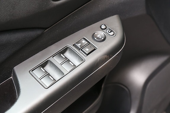 Honda CR-V 9 of 27