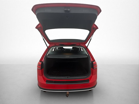 Volkswagen Golf Alltrack 9 of 27