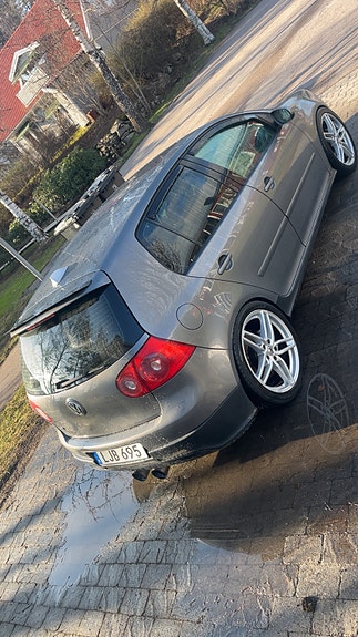 Volkswagen Golf V 8 of 9