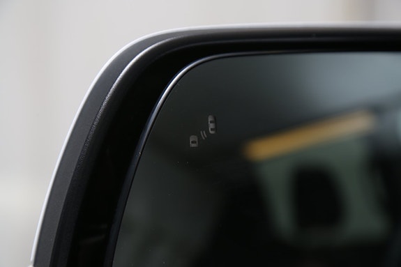 Volkswagen Amarok 9 of 28
