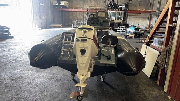 Zodiac Pro Open 550 -16 Evinrude 115 DSL -16 4 of 5