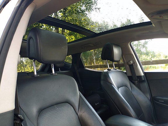 Hyundai Santa Fe 3 of 5