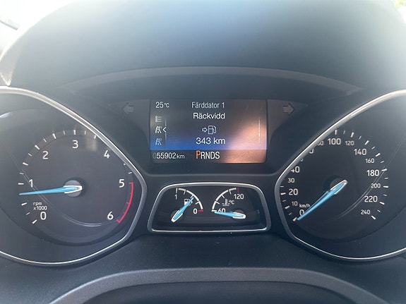 Ford C-Max 11 of 13