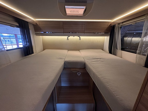 Adria Coral S 670 SL 11 of 11