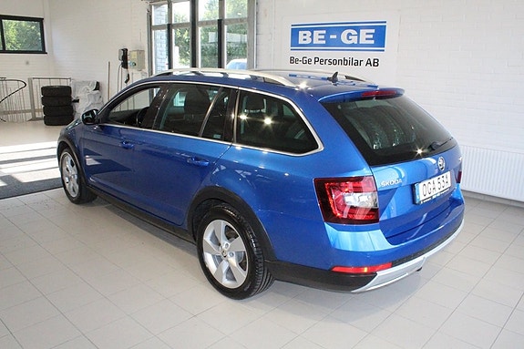 Skoda Octavia Scout 5 of 5