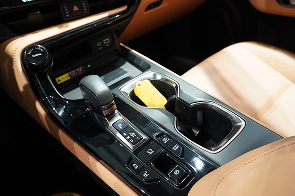 Lexus NX450h+ 19 of 19