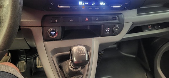 Toyota Proace 10 of 16
