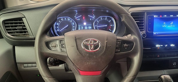 Toyota Proace 11 of 16