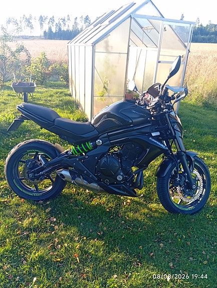 Kawasaki Ninja ER-6n 3 of 6