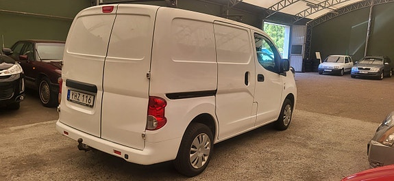 Nissan NV200 5 of 5