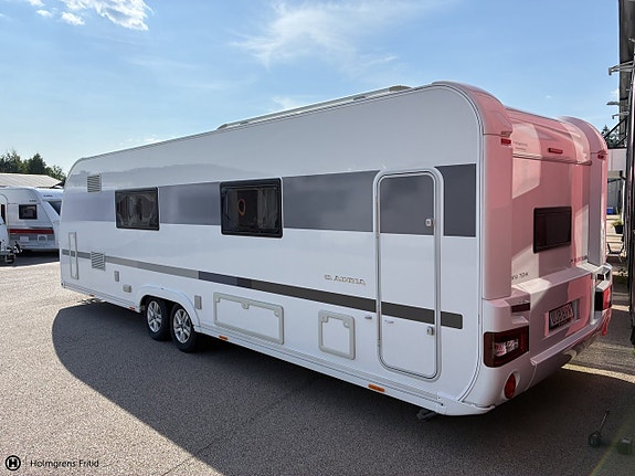 Adria Alpina HK 3 of 5