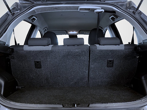 Toyota Yaris 14 of 15