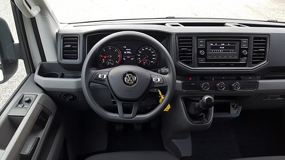 Volkswagen Crafter 5 of 5