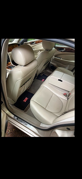 Jaguar XJ 3 of 9