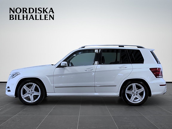 Mercedes-Benz GLK220 4 of 5