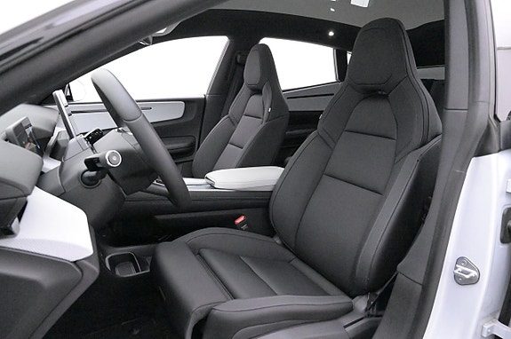 Polestar 4 10 of 27