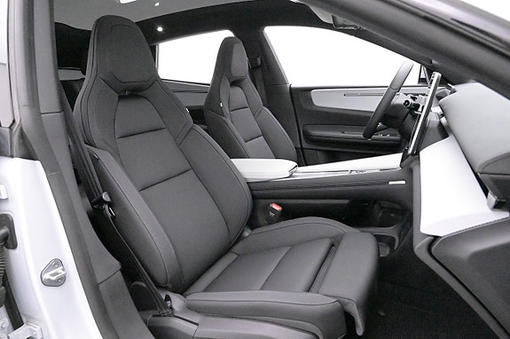 Polestar 4 12 of 27