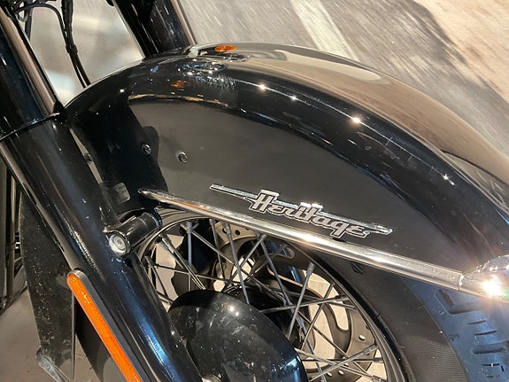 Harley-Davidson Heritage Classic 4 of 9