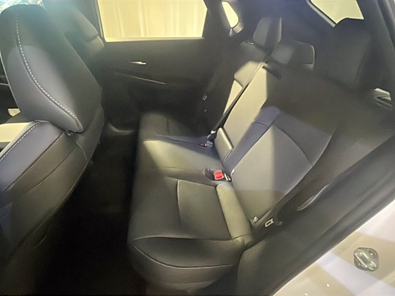 Subaru Solterra 6 of 18