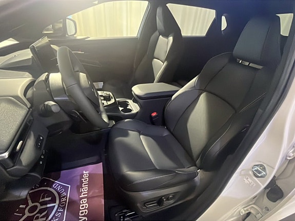 Subaru Solterra 5 of 5