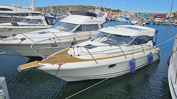 Aquador 28 HT - Volvo Penta D6 330