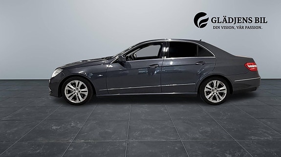 Mercedes-Benz E250 4 of 27
