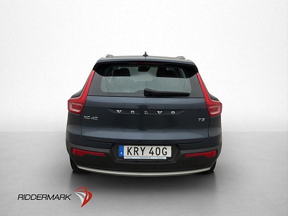 Volvo XC40 6 of 30