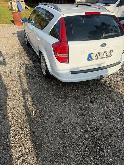 Kia Ceed 4 of 5