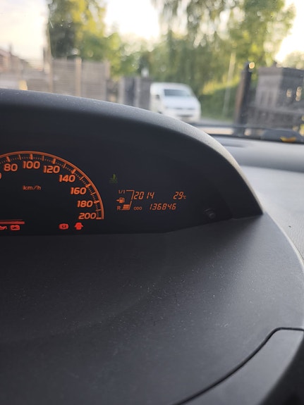 Toyota Yaris 9 of 9