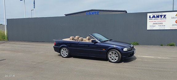 BMW 320Ci 2 of 5