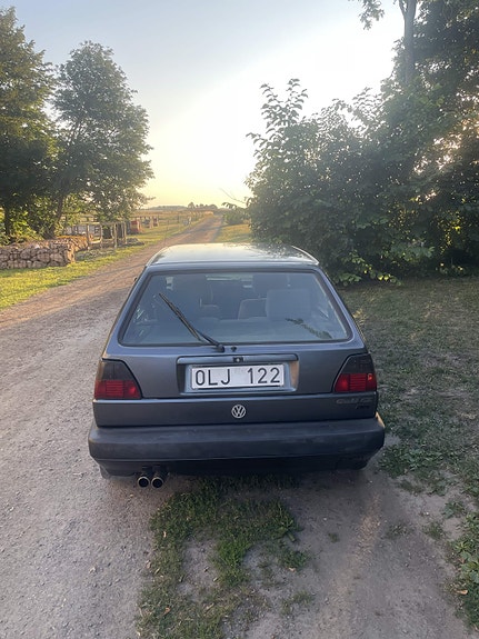 Volkswagen Golf II 4 of 5