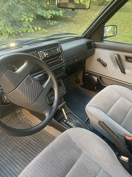 Volkswagen Golf II 6 of 8