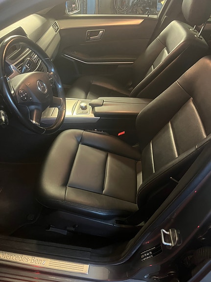 Mercedes-Benz E250 6 of 6