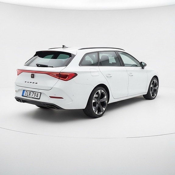 Cupra Leon 3 of 5