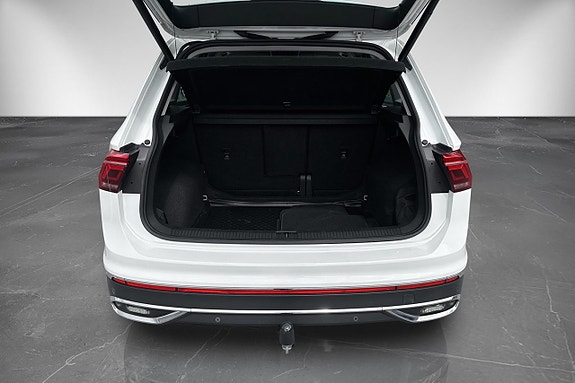 Volkswagen Tiguan 9 of 27