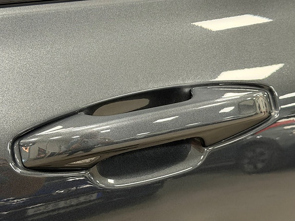 Volvo V60 Cross Country 27 of 27
