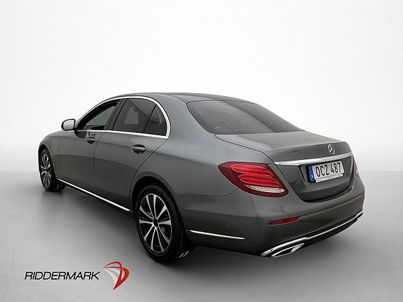 Mercedes-Benz E220 5 of 30
