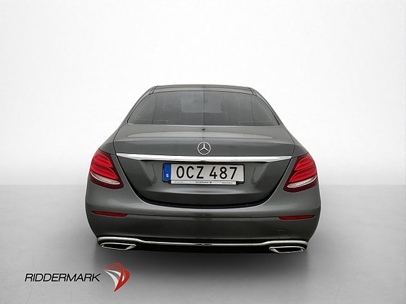 Mercedes-Benz E220 6 of 30