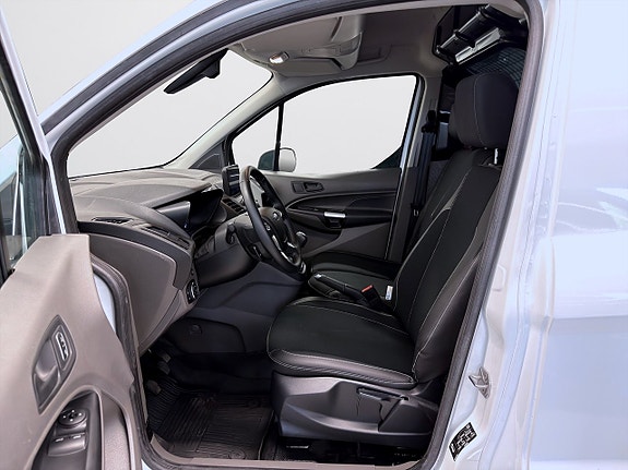 Ford Transit Connect 10 of 16