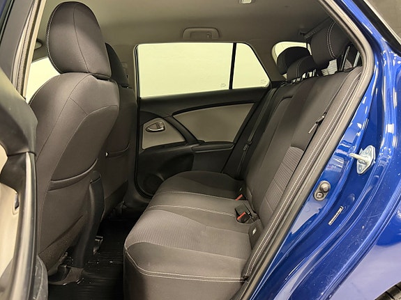Toyota Avensis 20 of 25