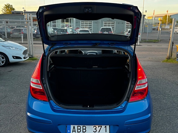 Hyundai i30 11 of 22