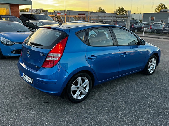 Hyundai i30 6 of 22