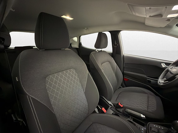 Ford Fiesta 15 of 30