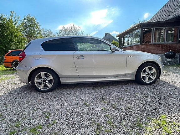 BMW 120i 5 of 5