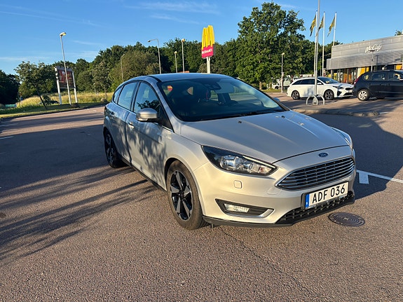 Ford Focus 4 of 14