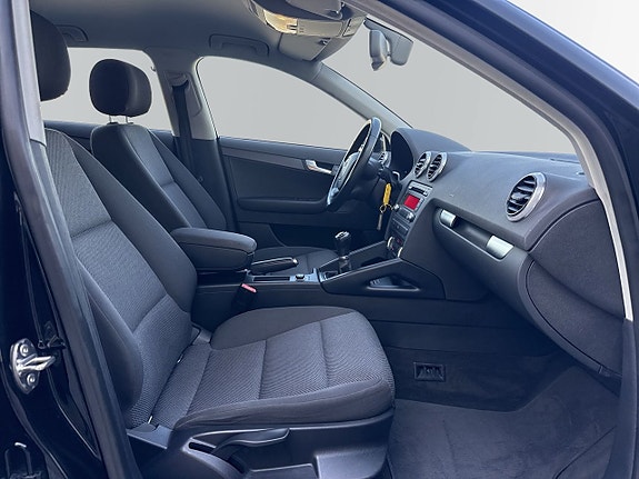 Audi A3 8 of 20