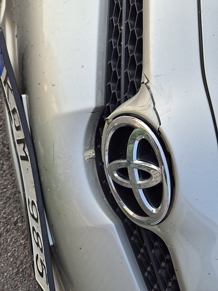 Toyota Auris 4 of 5
