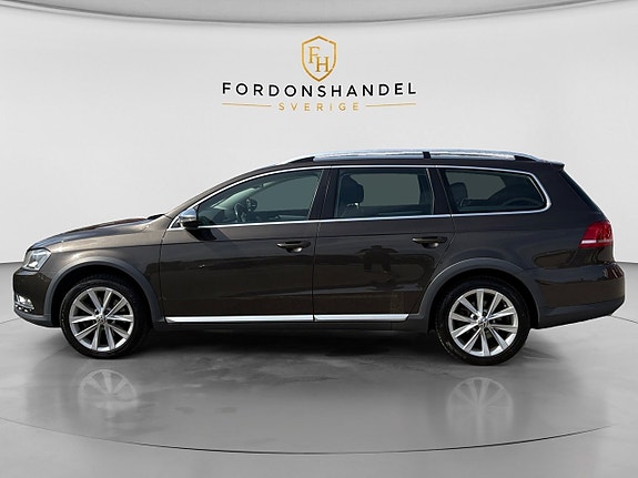 Volkswagen Passat Alltrack 6 of 11