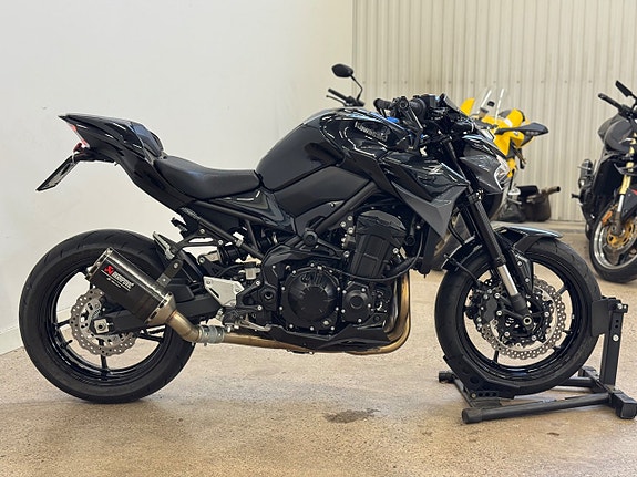 Kawasaki Z900 | Akrapovic Helsystem | R&G | ABS | 125hk 3 of 5