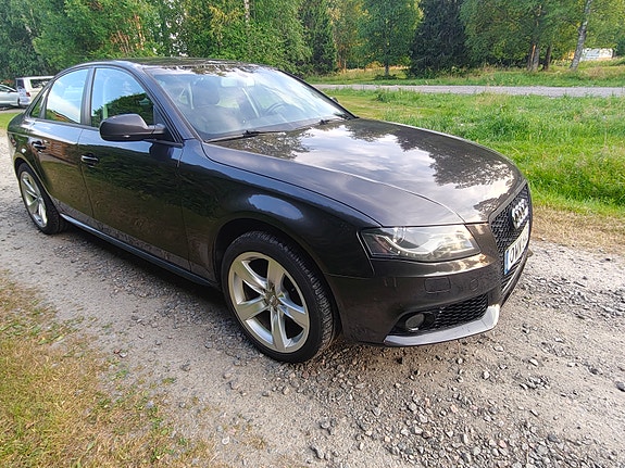 Audi A4 6 of 11